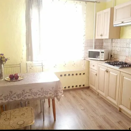 комфортная 2-комнатная на проспекте шевченко Apartment