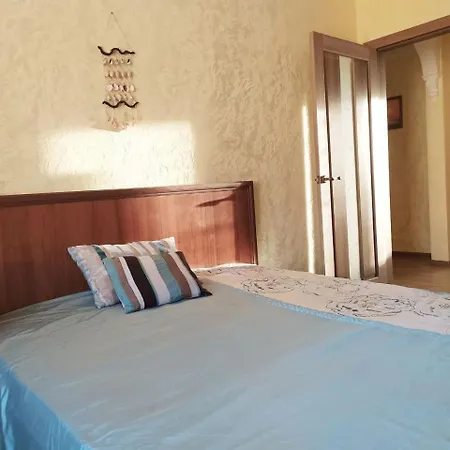 комфортная 2-комнатная на проспекте шевченко Apartment